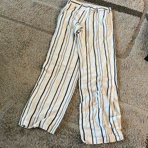 Flared navy blue stripped pant